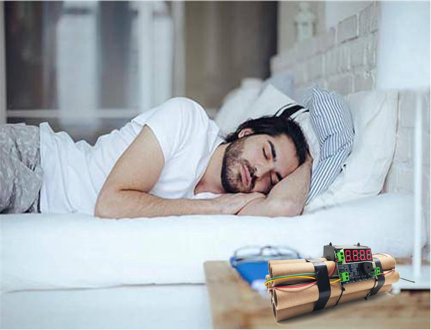 💥 Dynamite Shaped Clock